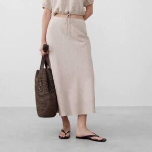 Banana Republic Beige Midi Skirt